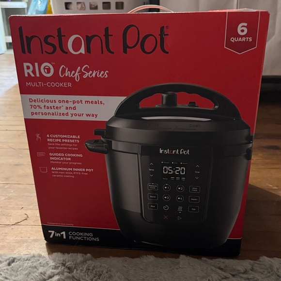 Instant Pot RIO 6-Quart Multi-Cooker - Black